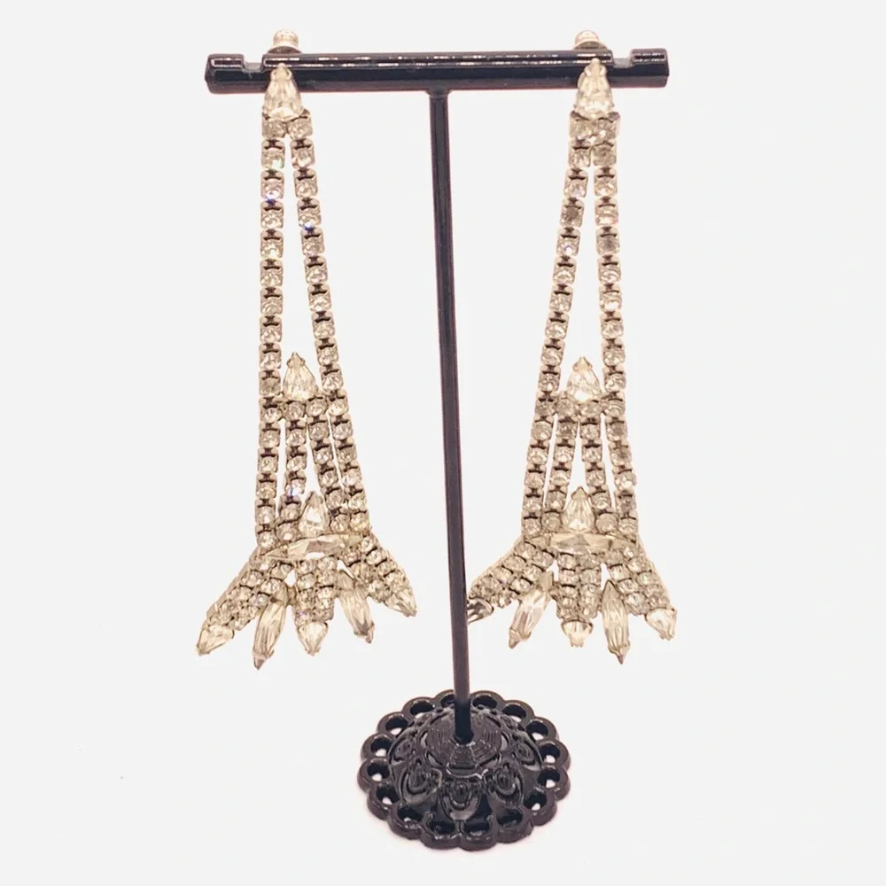 Rare dragon claw vintage long earrings magical?